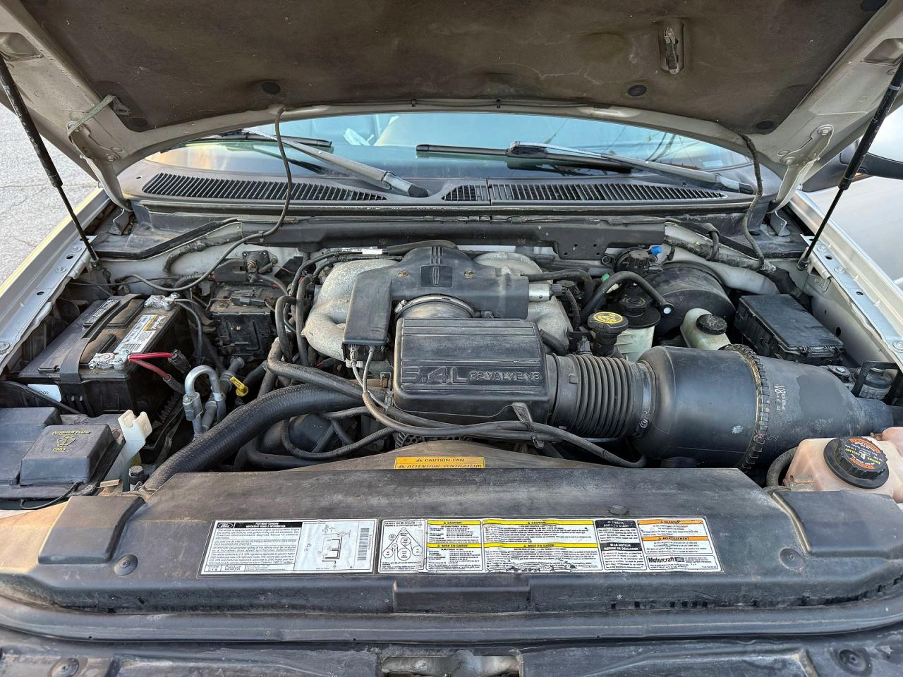 2000 LINCOLN Navigator VIN 5LMFU28A8YLJ24804 photo 7