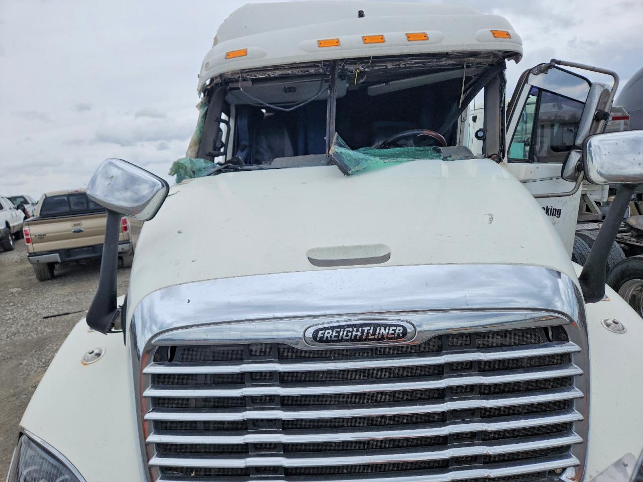 2005 FREIGHTLINER All other VIN 1FUJA6CK25LN07384 photo 7