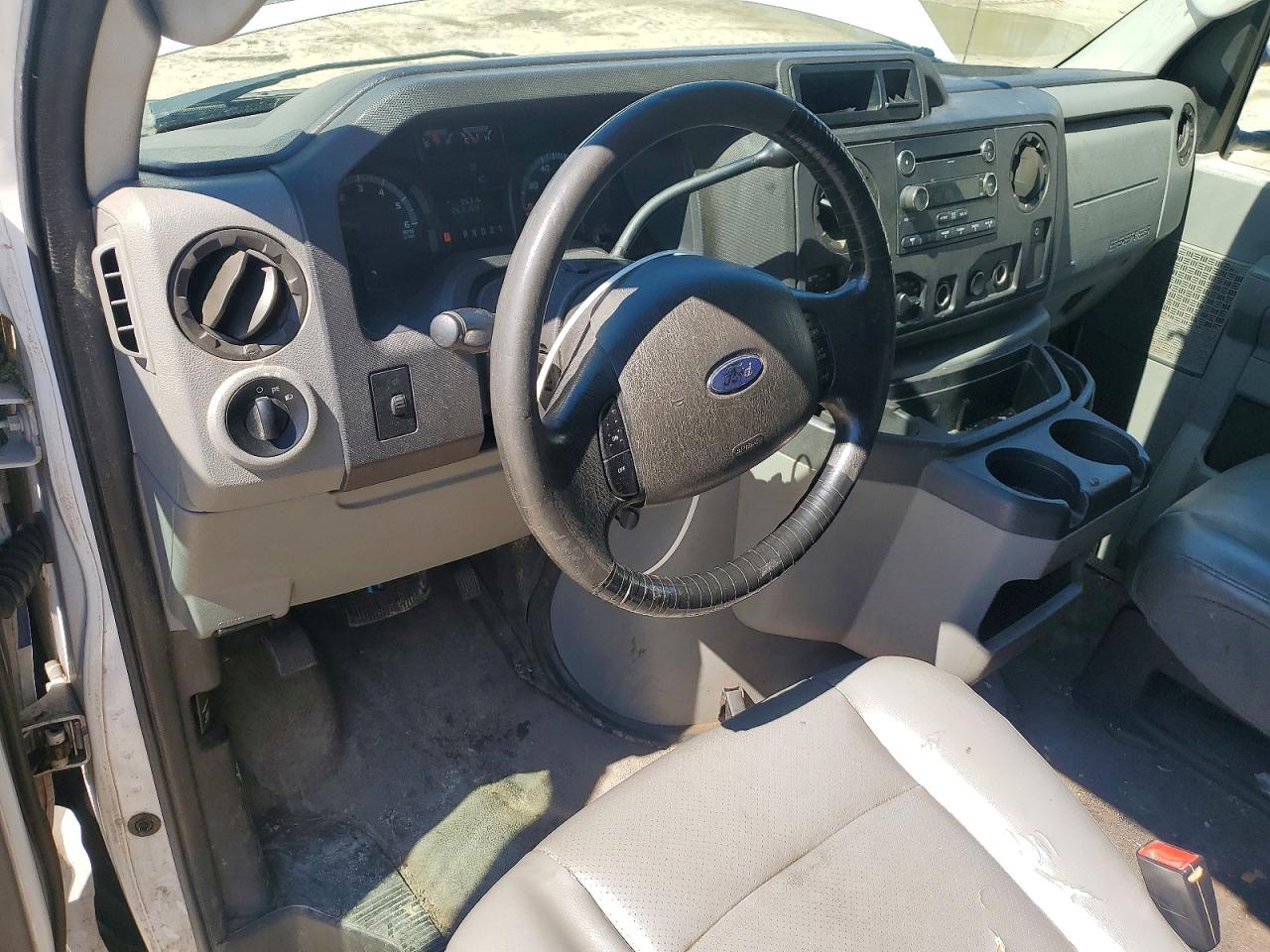 2010 Ford Econoline VIN 1FTNE2EWXADA06415 photo 8