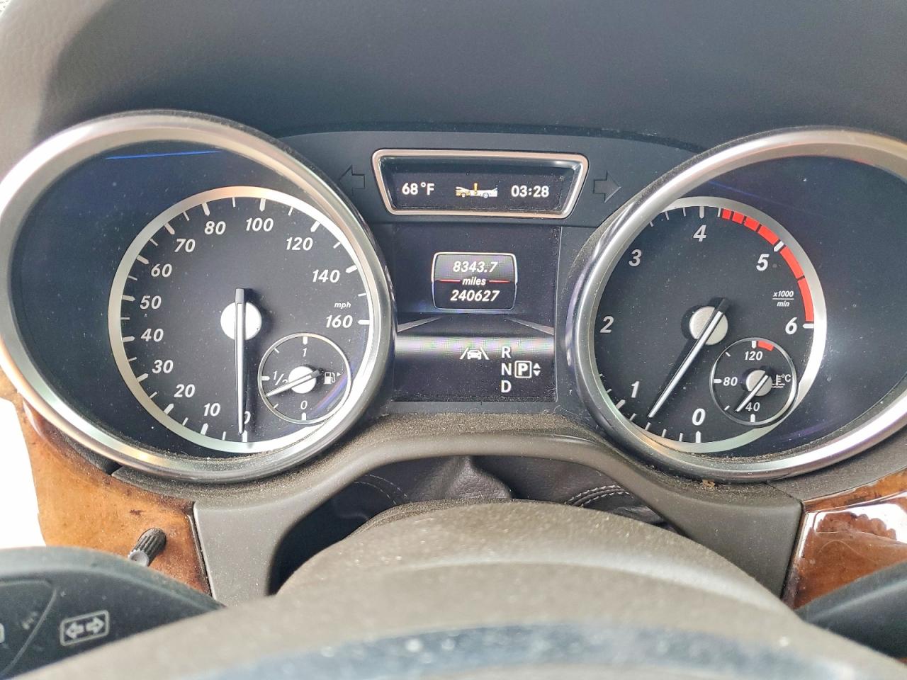 2013 Mercedes-Benz M-class VIN 4JGDA2EB4DA200430 photo 9