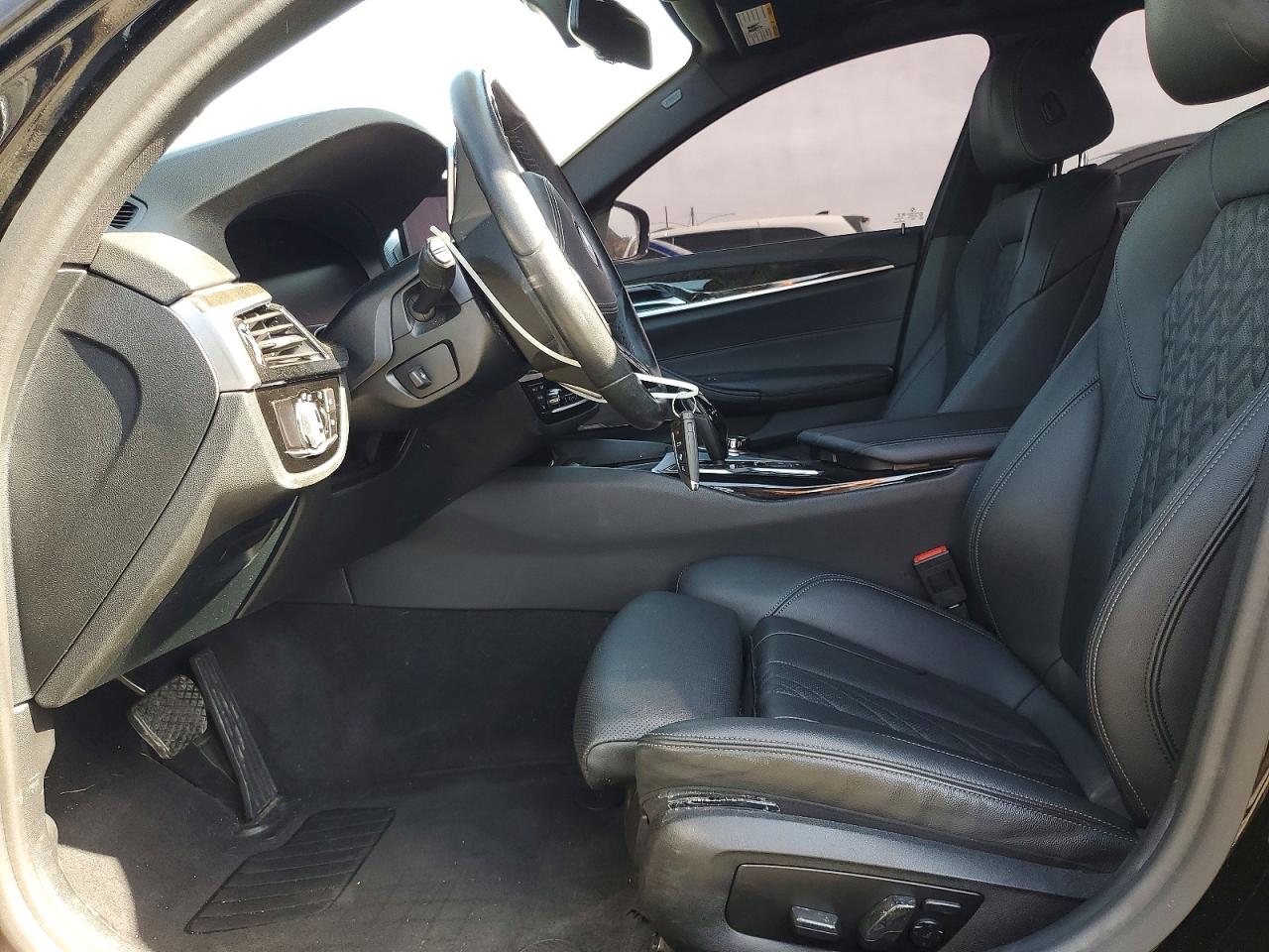2021 BMW 5 series VIN WBA13AG02MCF46245 photo 7