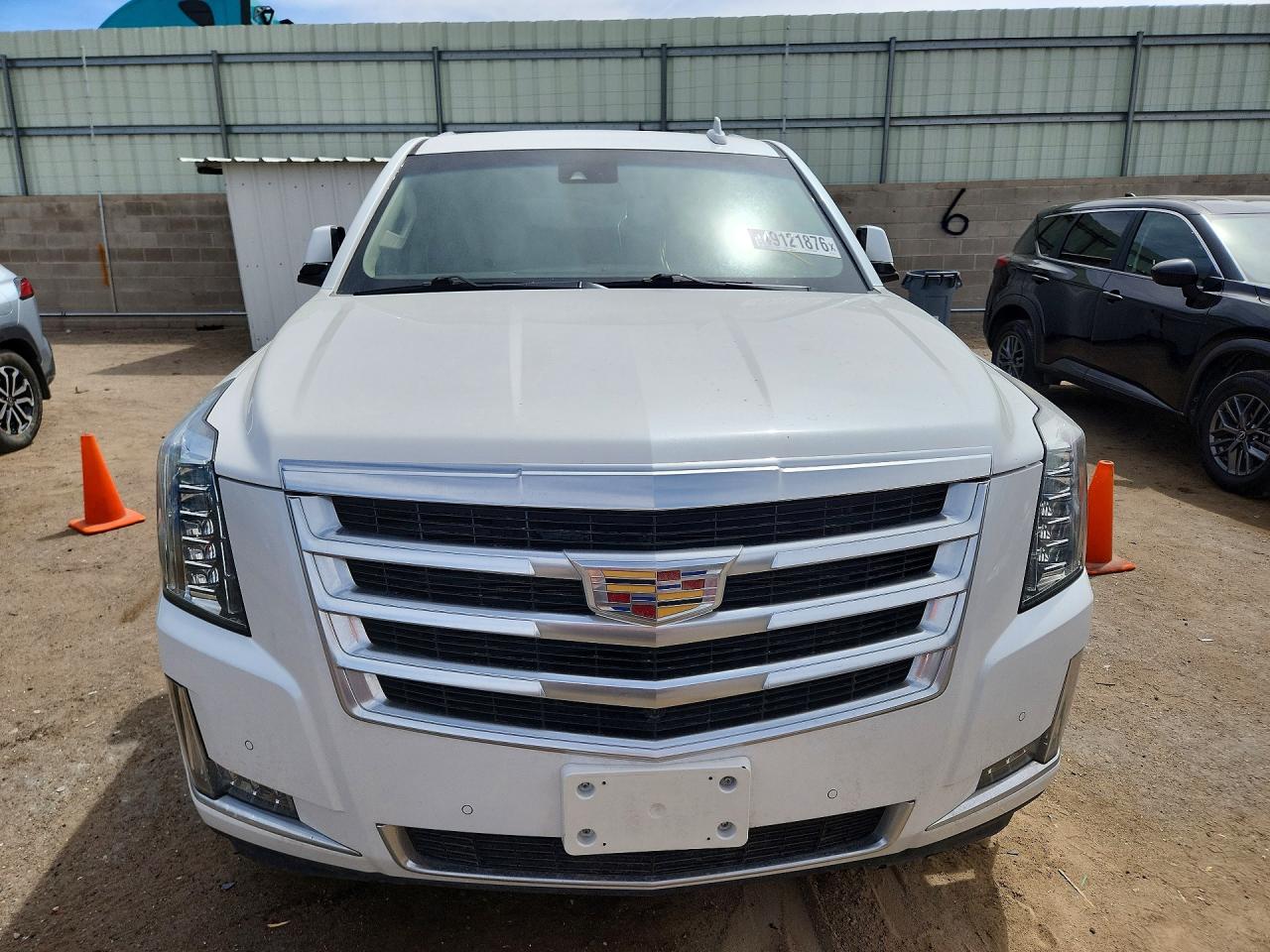 2016 Cadillac Escalade VIN 1GYS4BKJ3GR157021 photo 5
