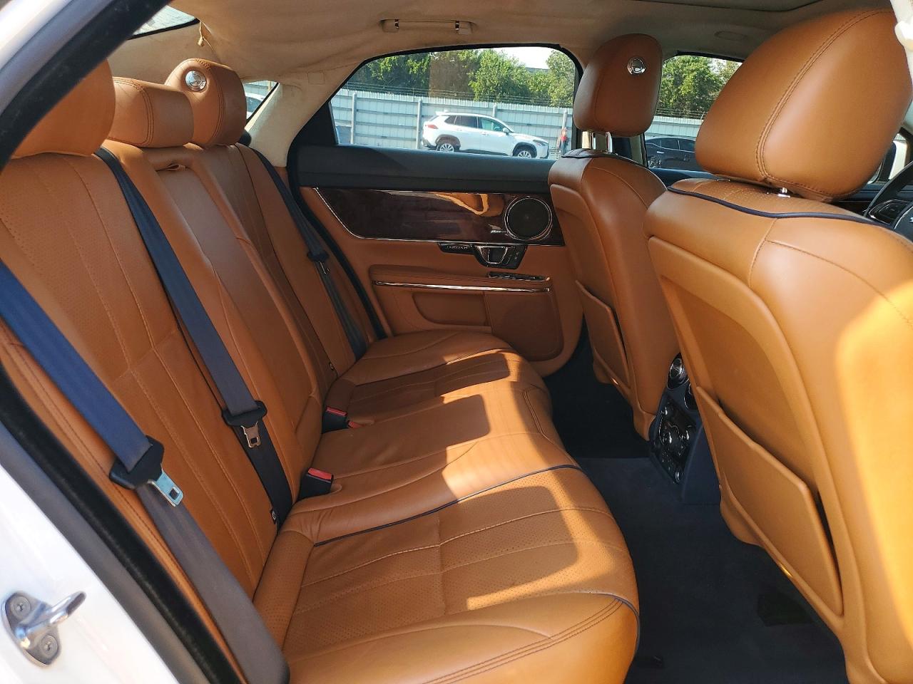 2014 Jaguar Xj VIN SAJWA1CZ0E8V71540 photo 10