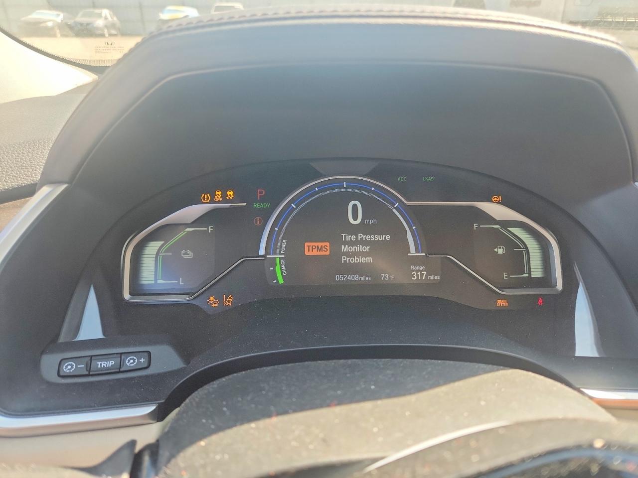 2019 Honda Clarity VIN JHMZC5F12KC003641 photo 9