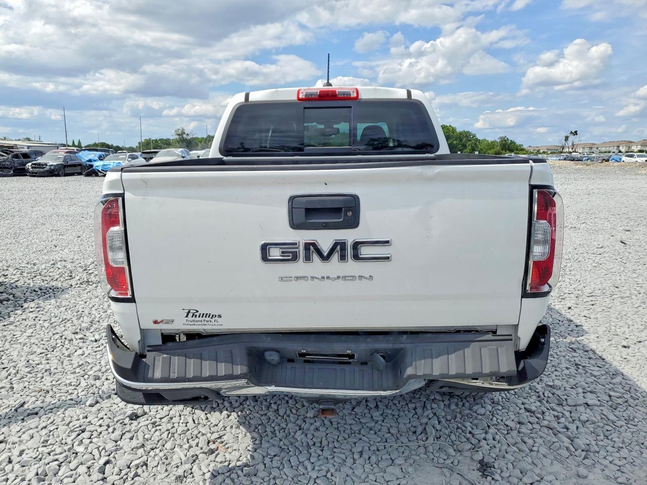 2022 GMC Canyon VIN 1GTG5CEN8N1310744 photo 6