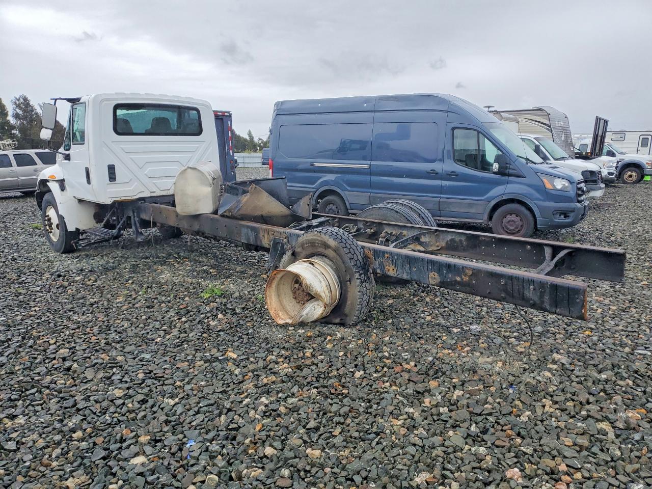 2017 International 4300 VIN 3HAMMMML9HL458339 photo 2