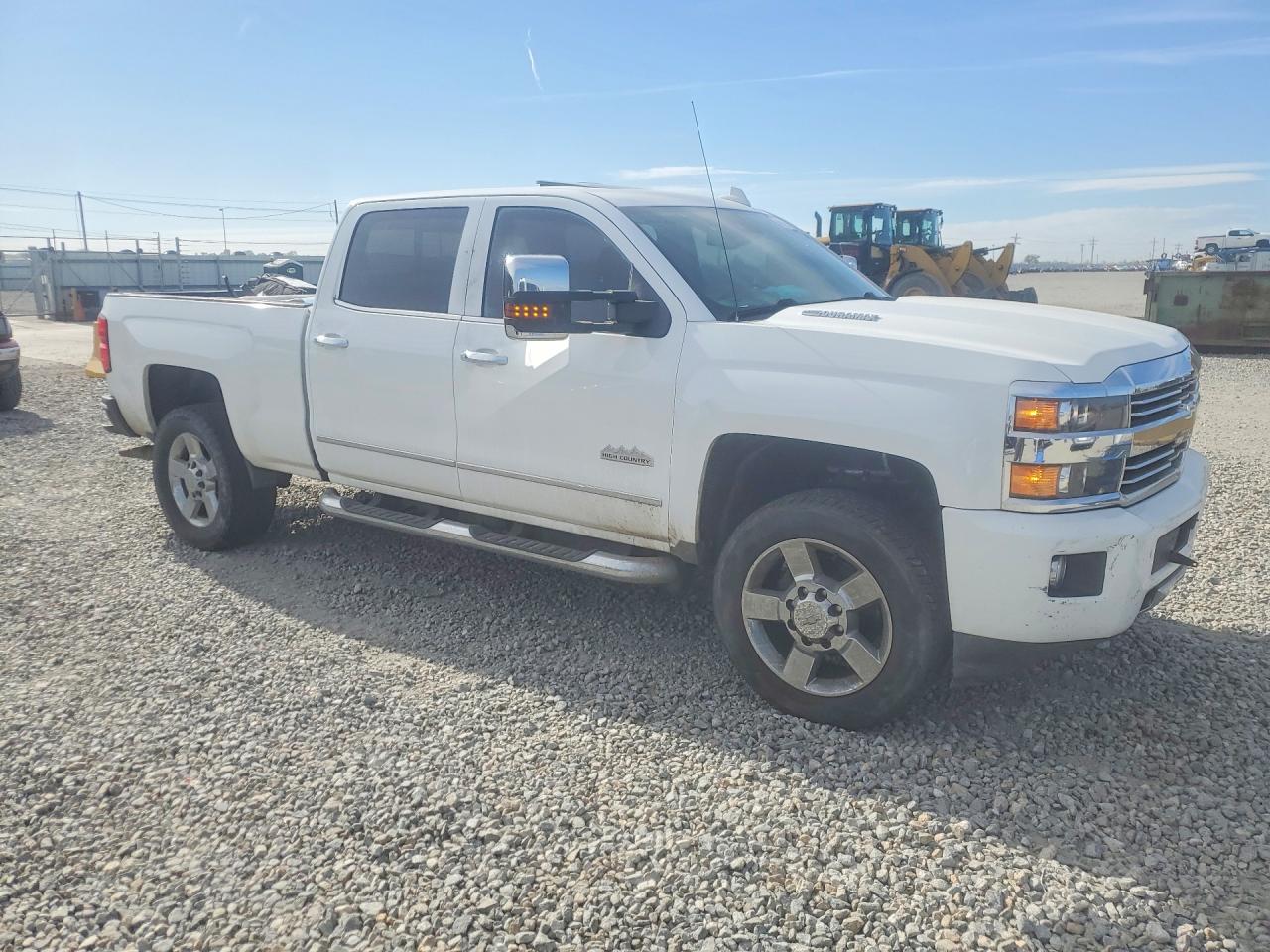 2015 CHEV Silverado VIN 1GC1KXE85FF580051 photo 4