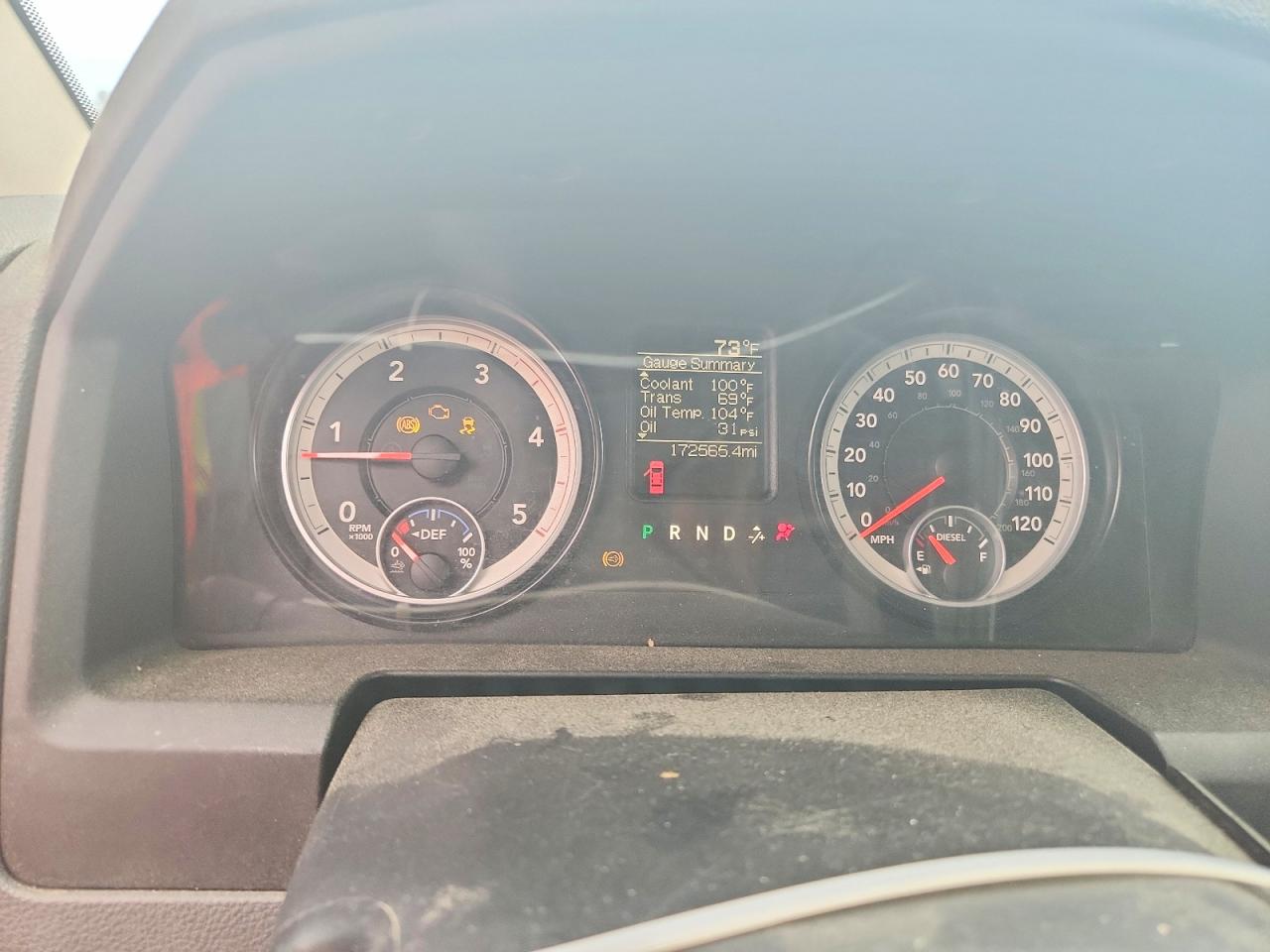 2015 Ram 3500 VIN 3C63RPGL0FG555568 photo 9