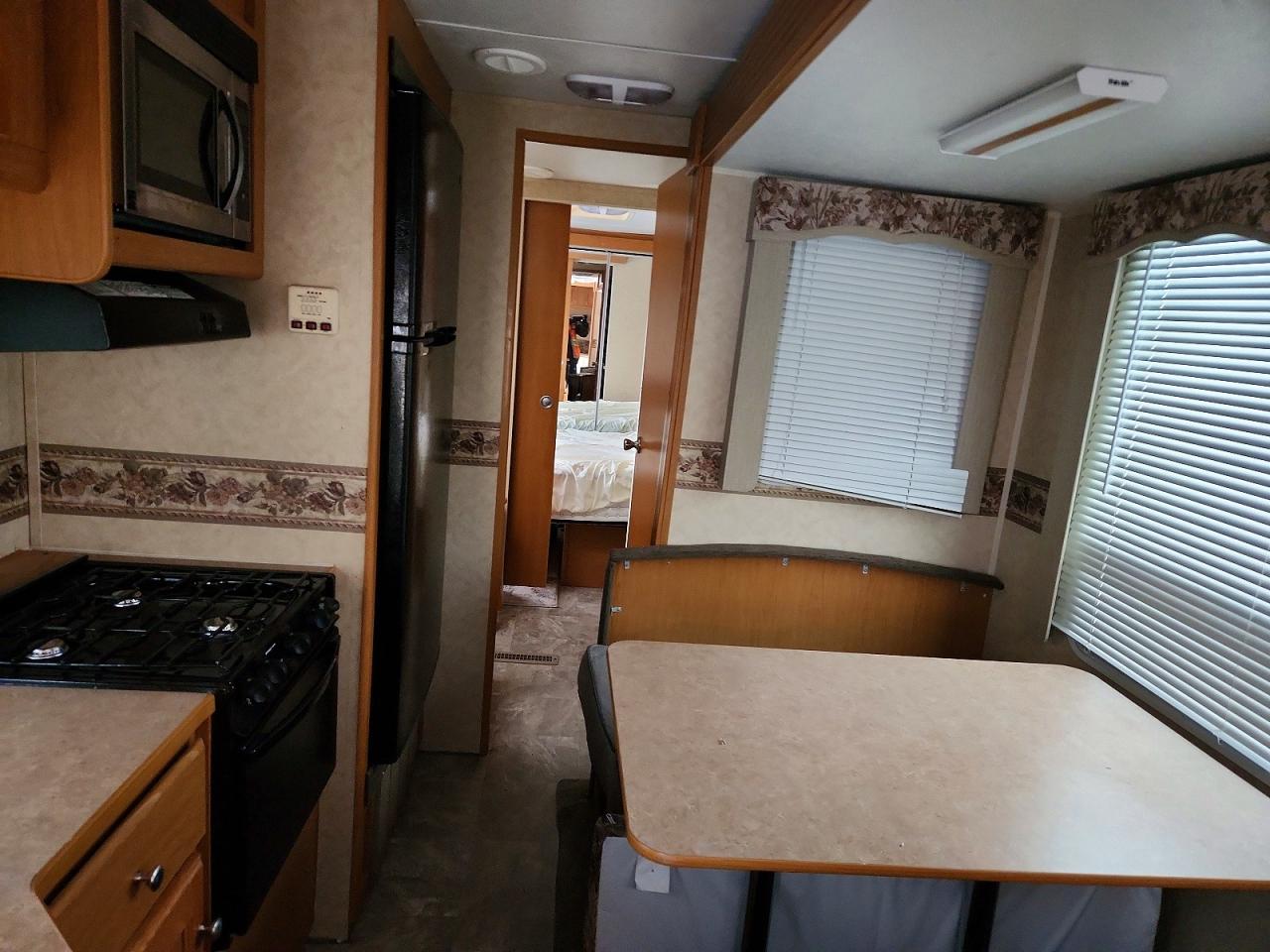 2007 DUTCHMEN All models VIN 47CTDEU227G525801 photo 6