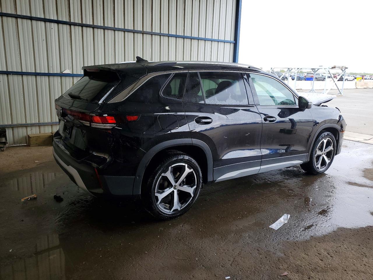 2026 Volkswagen Tiguan VIN 3VVFR7RM7TM079426 photo 3