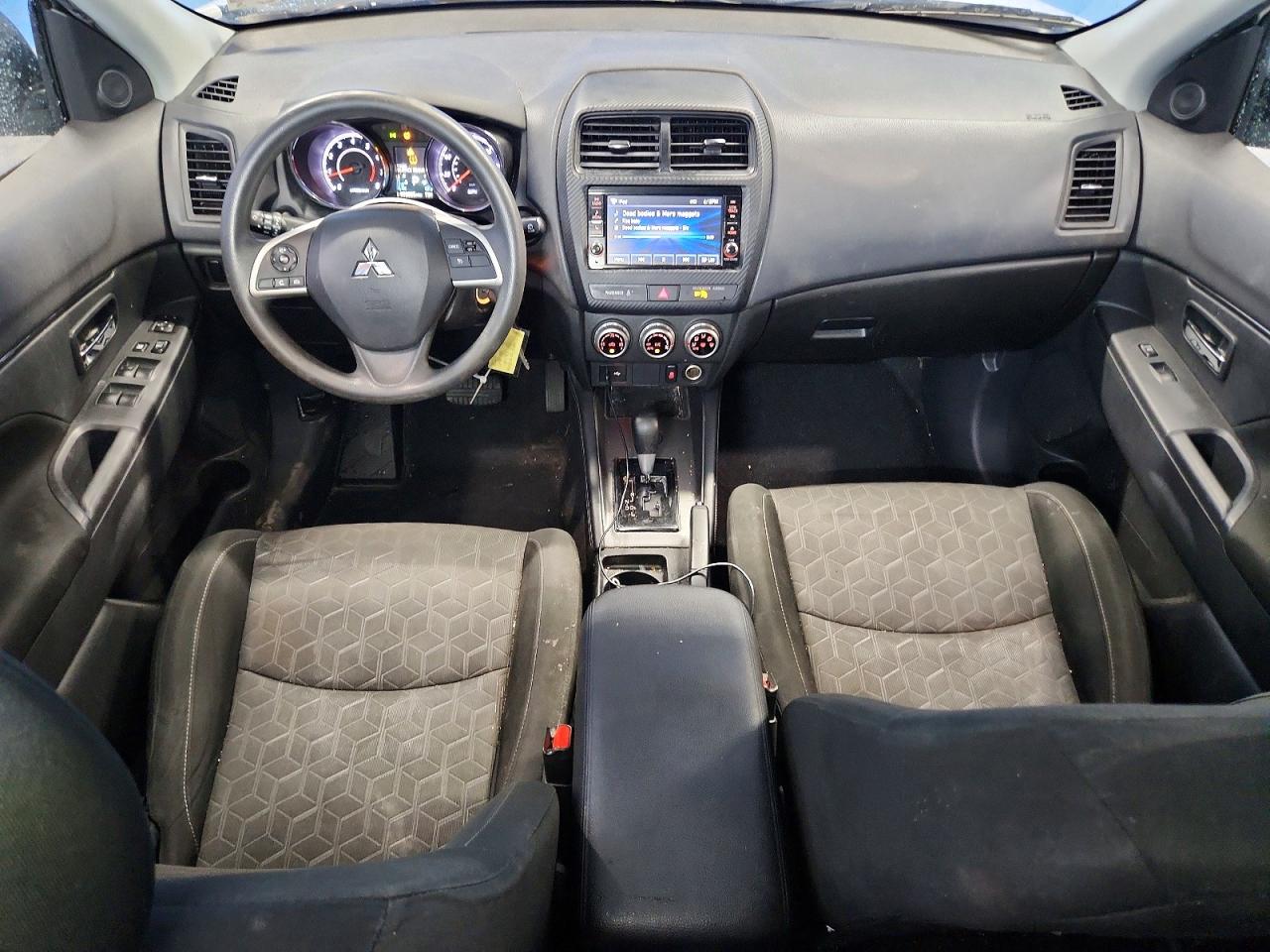 2022 Mitsubishi Outlander VIN JA4APUAU3NU021900 photo 8
