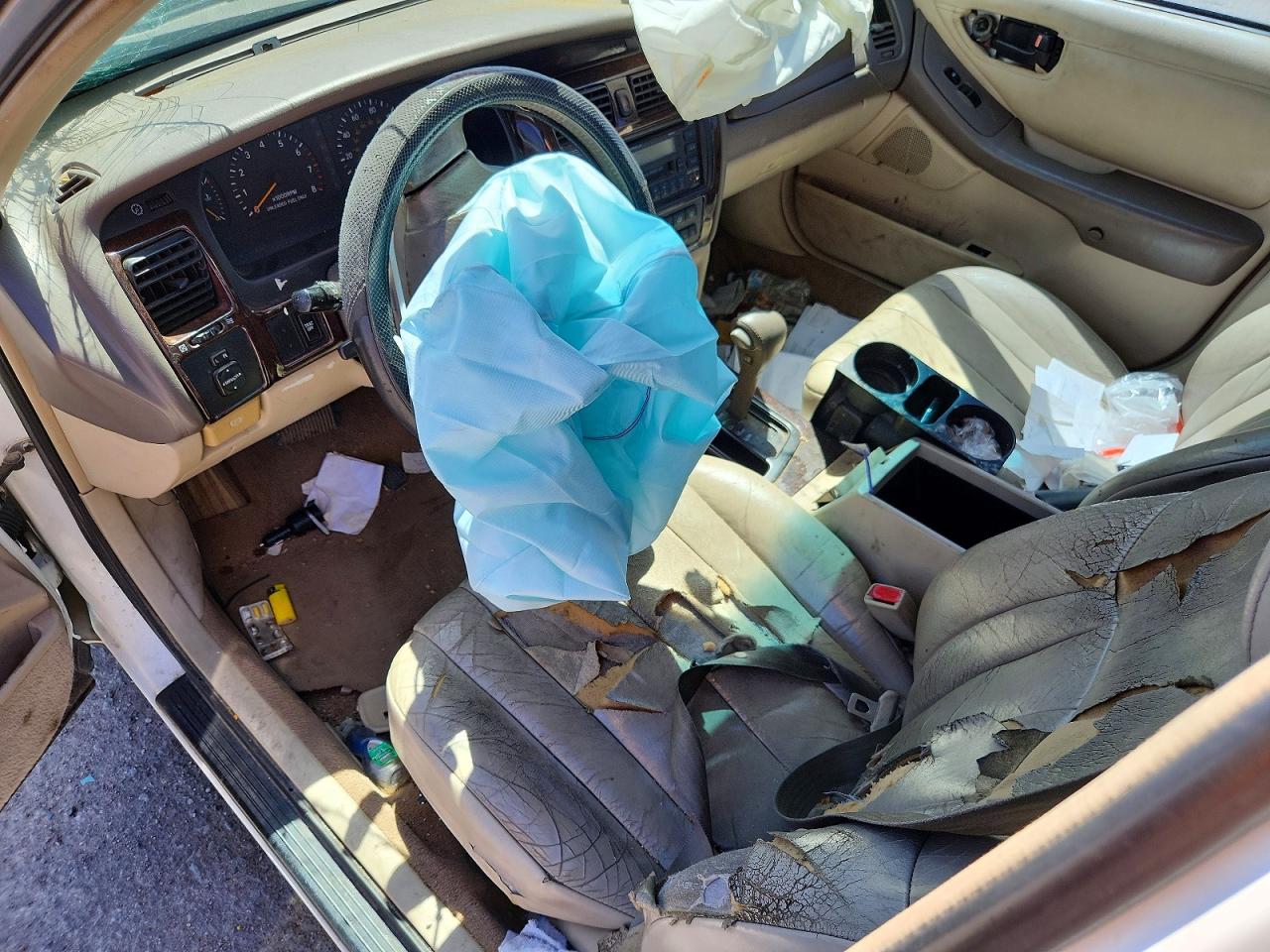 1999 Toyota Avalon VIN 4T1BF18B0XU314488 photo 8