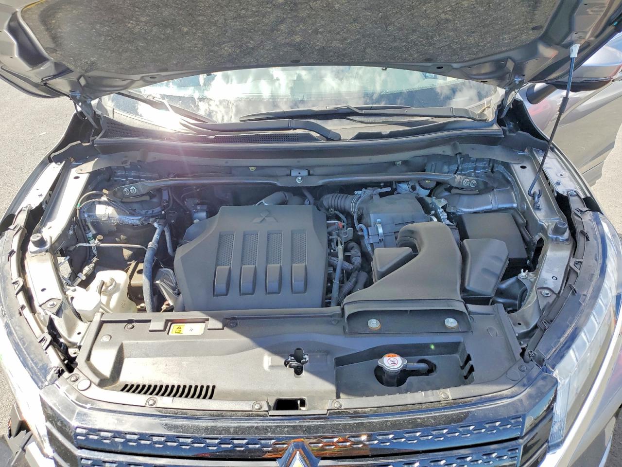 2023 MITSUBISHI ECLIPSE VIN JA4ATWAA2PZ026072 photo 12