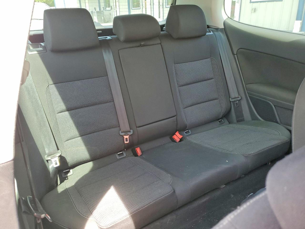 2012 Volkswagen Golf VIN WVWMM7AJ9CW119754 photo 10