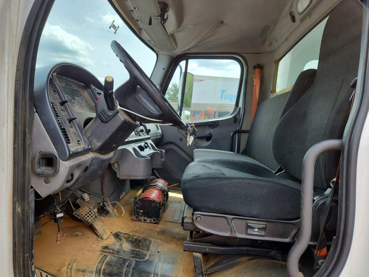 2017 FREIGHTLINER All other VIN 1FVACWDUXHHHW8553 photo 7