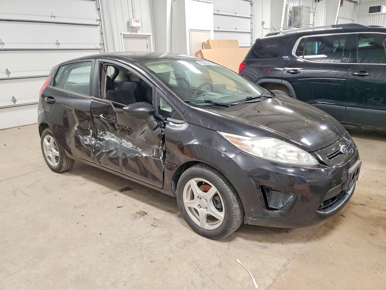2011 Ford Fiesta VIN 3FADP4EJ1BM129795 photo 4