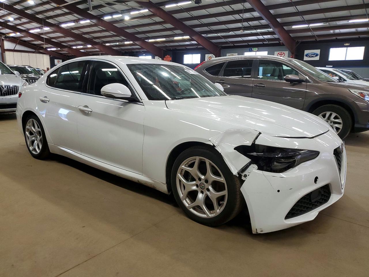 2018 Alfa Giulia VIN ZARFAECN6J7581451 photo 4