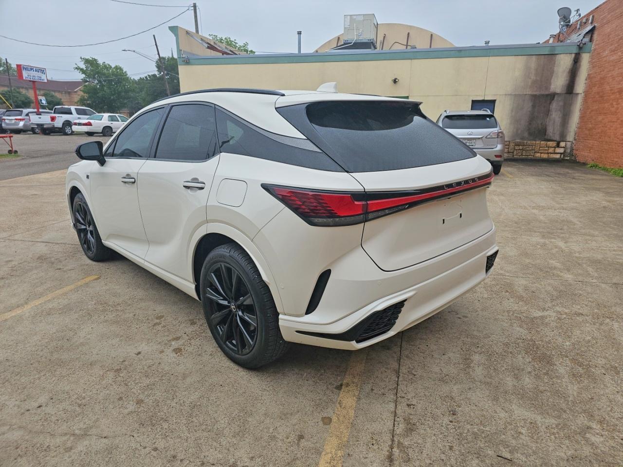 2024 Lexus Rx450 VIN 2T2BCMEA5RC018548 photo 3