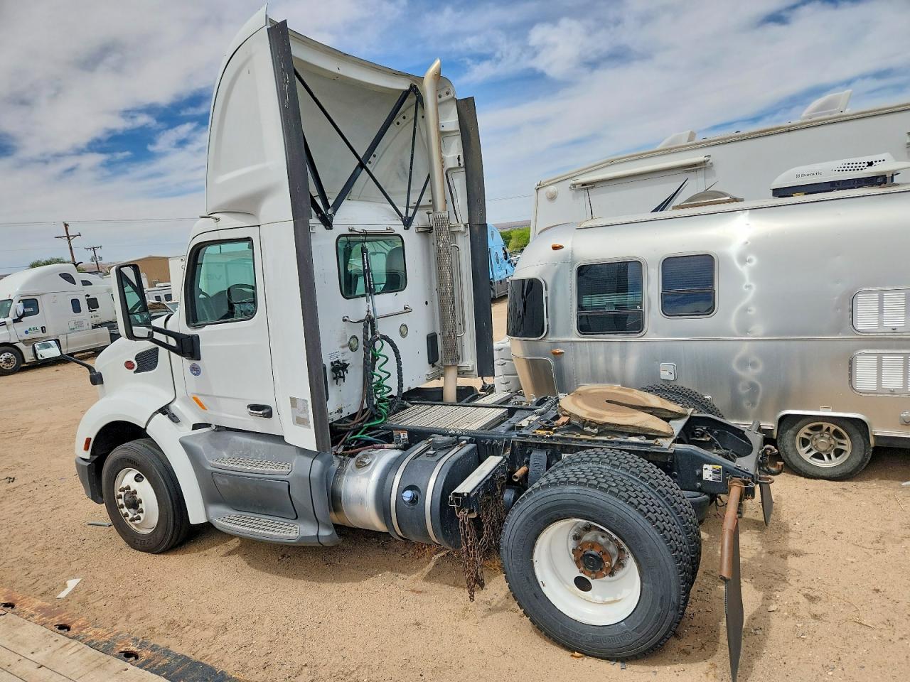 2018 PETERBILT All models VIN 1XPBA48X4JD478445 photo 3