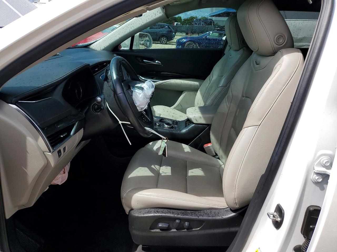 2020 Cadillac Xt4 VIN 1GYFZCR47LF076253 photo 7