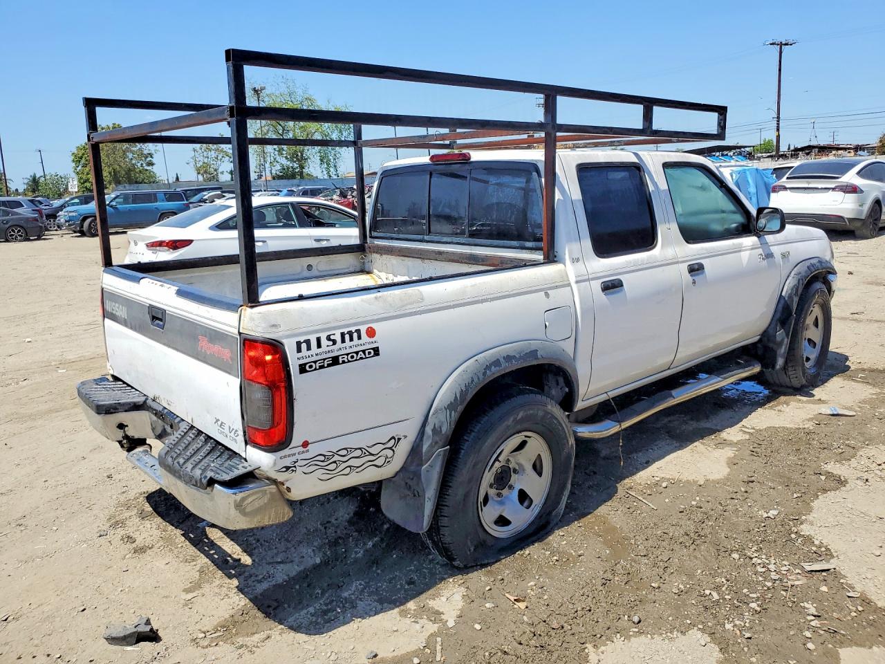 2000 Nissan Frontier VIN 1N6ED27T2YC361517 photo 3