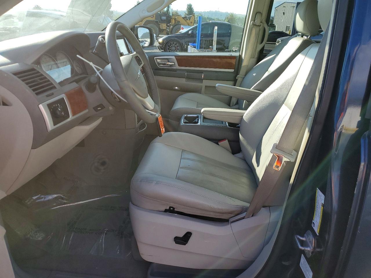 2009 Chrysler Minivan VIN 2A8HR54119R614348 photo 7