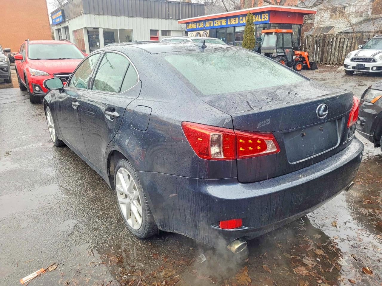 2011 Lexus Is VIN JTHCF5C20B5045868 photo 3