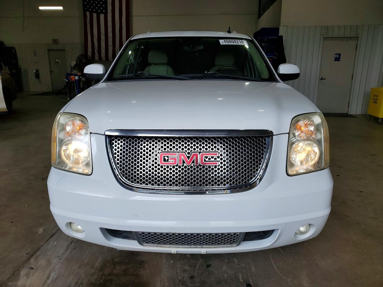 2008 GMC Yukon VIN 1GKEC638X8J251734 photo 5