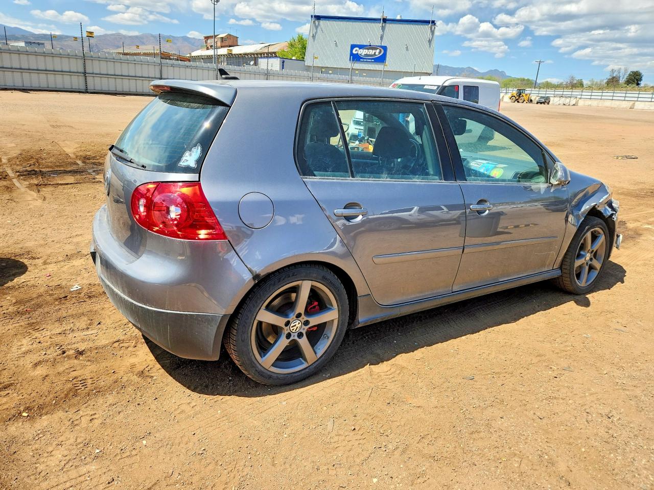 2008 VOLKSWAGEN Gti VIN WVWHV71K08W243068 photo 3
