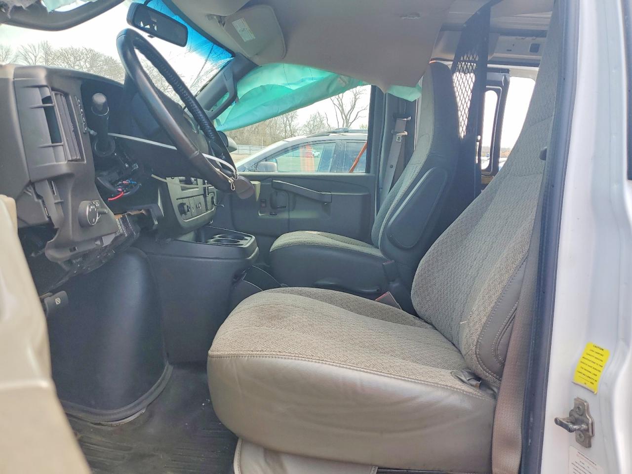 2022 CHEVROLET Express VIN 1GCWGAF71N1204503 photo 7