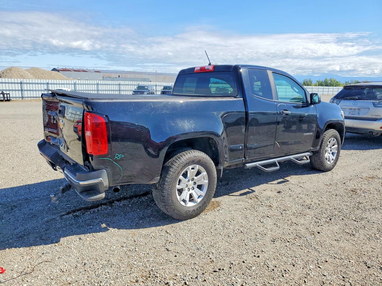 2020 CHEV Colorado VIN 1GCHSBEA8L1233973 photo 3