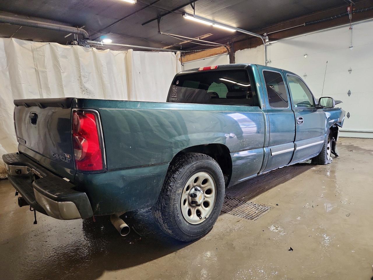 2005 Chevrolet All models VIN 2GCEC19V851207569 photo 3