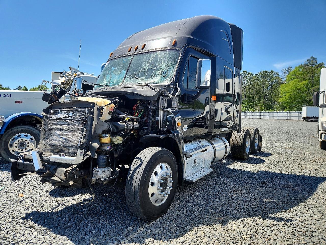 2015 FREIGHTLINER All other VIN 1FUGGLDV9FLGF9131 photo 2