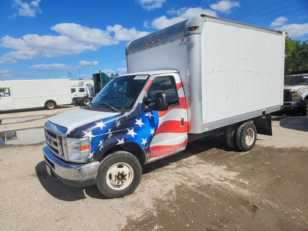 2017 FORD Econoline VIN 1FDWE3F64HDC68140 photo 1
