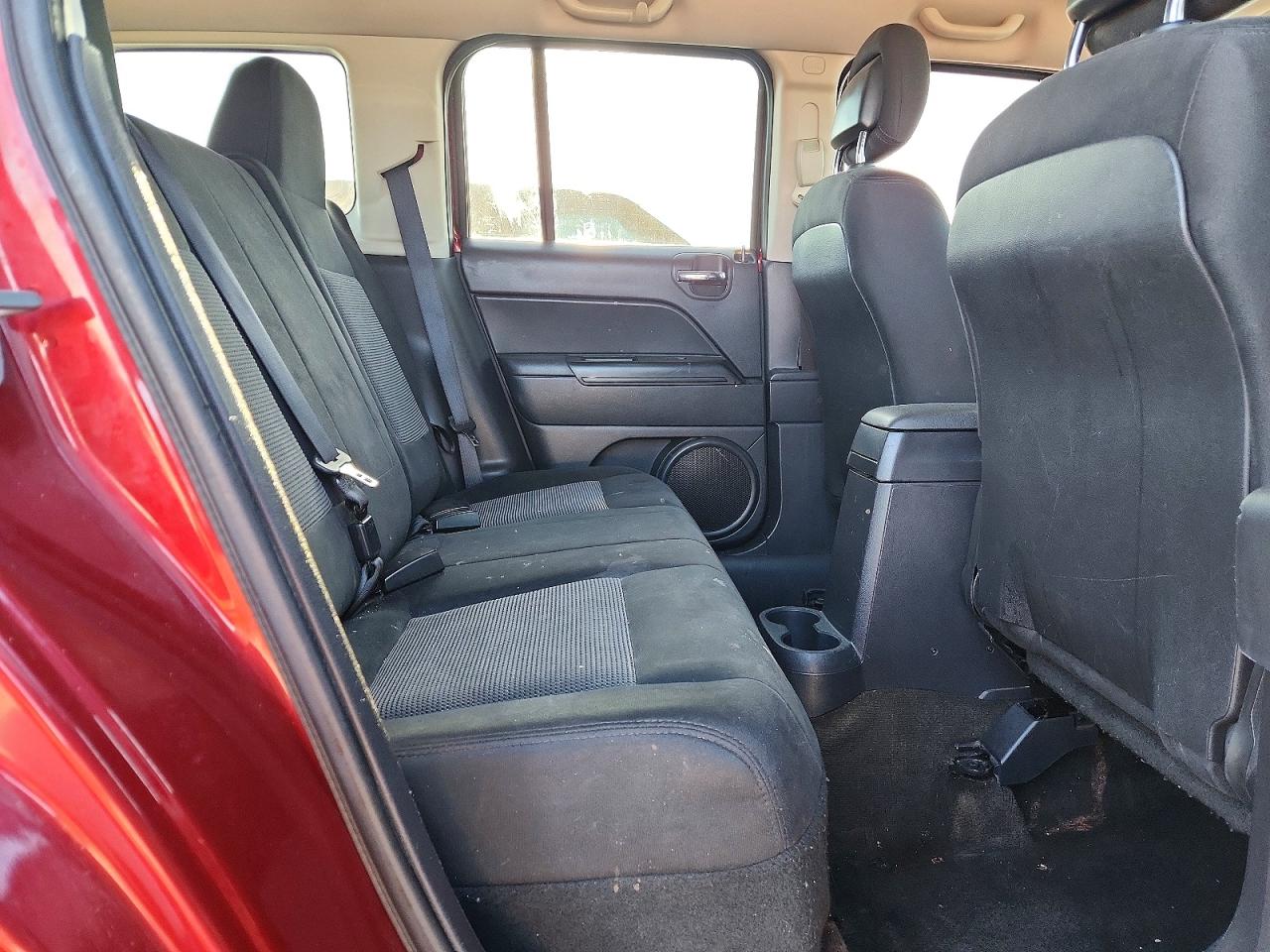 2014 Jeep Patriot VIN 1C4NJPFB0ED645249 photo 11