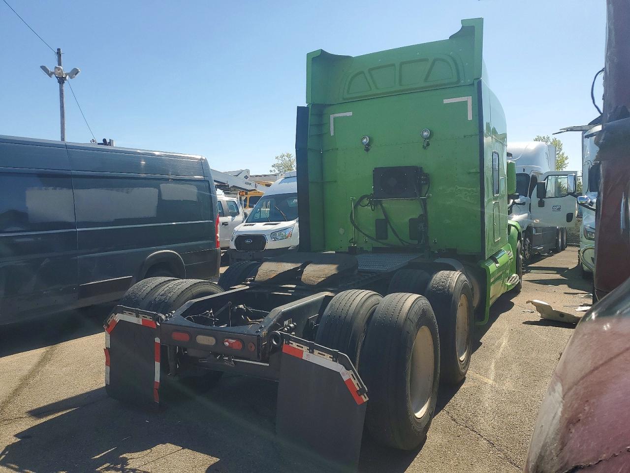 2018 PETERBILT All models VIN 1XPBDP9X6JD475215 photo 4
