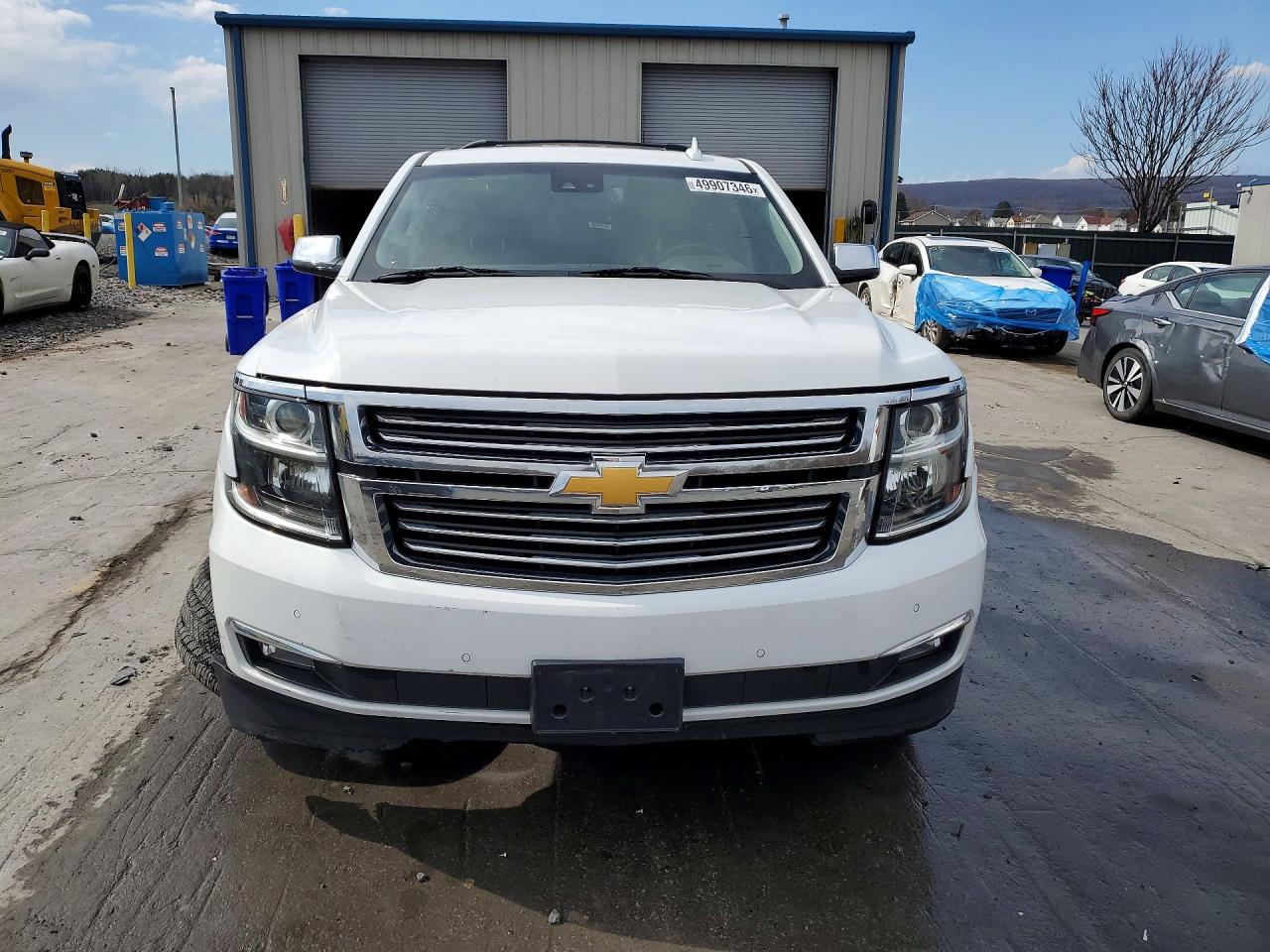 2018 Chevrolet Suburban VIN 1GNSKJKC3JR195550 photo 5
