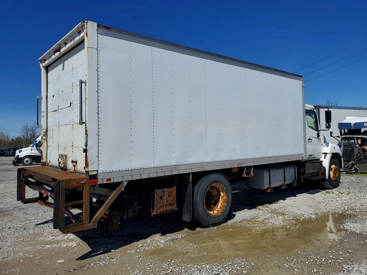 2011 HINO All other VIN 5PVNE8JP5B4S50248 photo 3