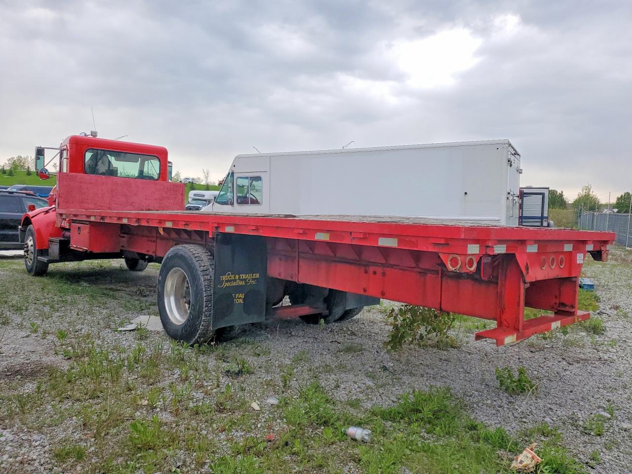 2003 PETERBILT All other VIN 2NPNHZ7X63M597127 photo 2