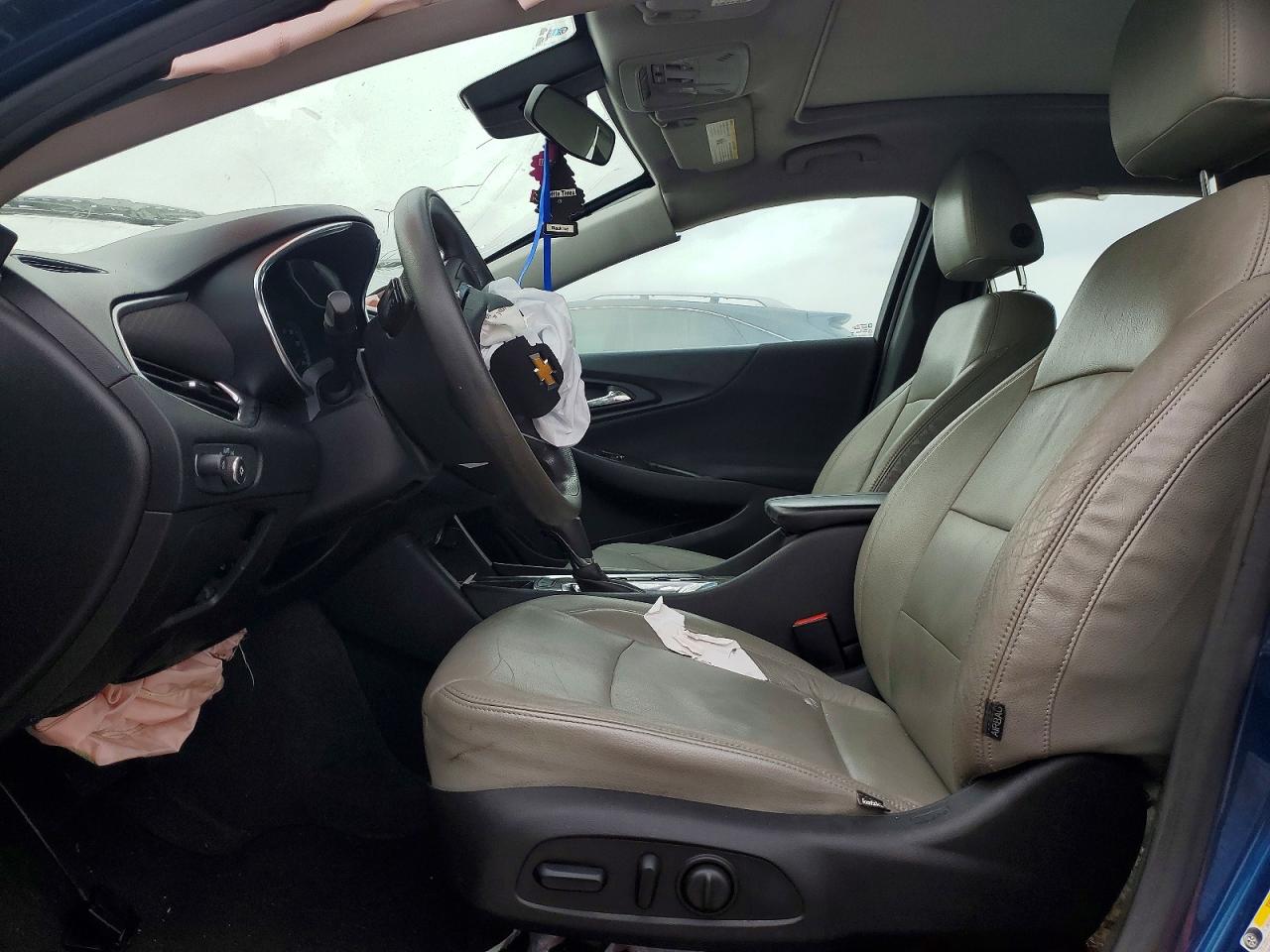 2019 Malibu VIN 1G1ZD5STXKF154210 photo 7