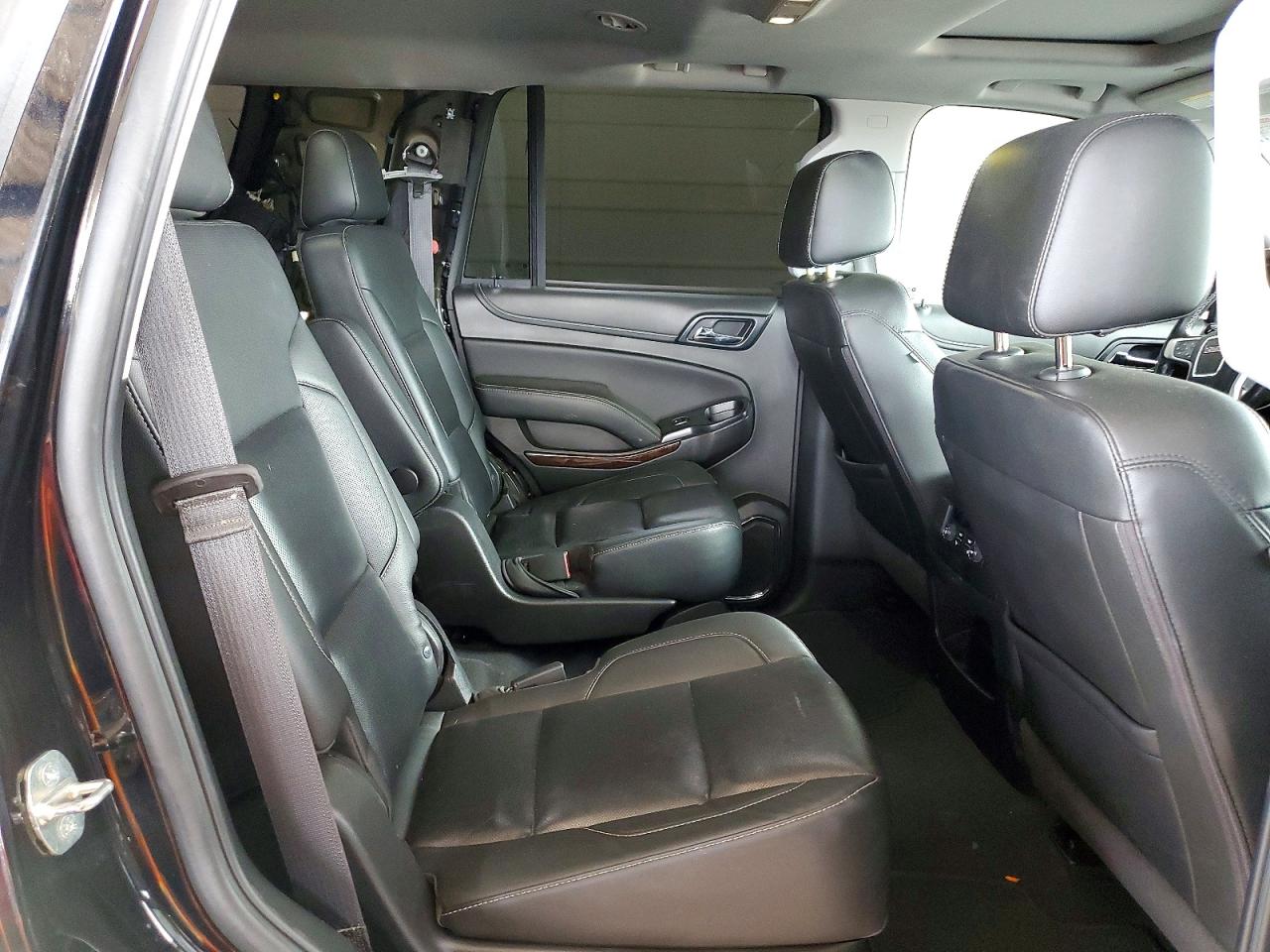 2020 GMC Yukon VIN 1GKS2BKC3LR156849 photo 11