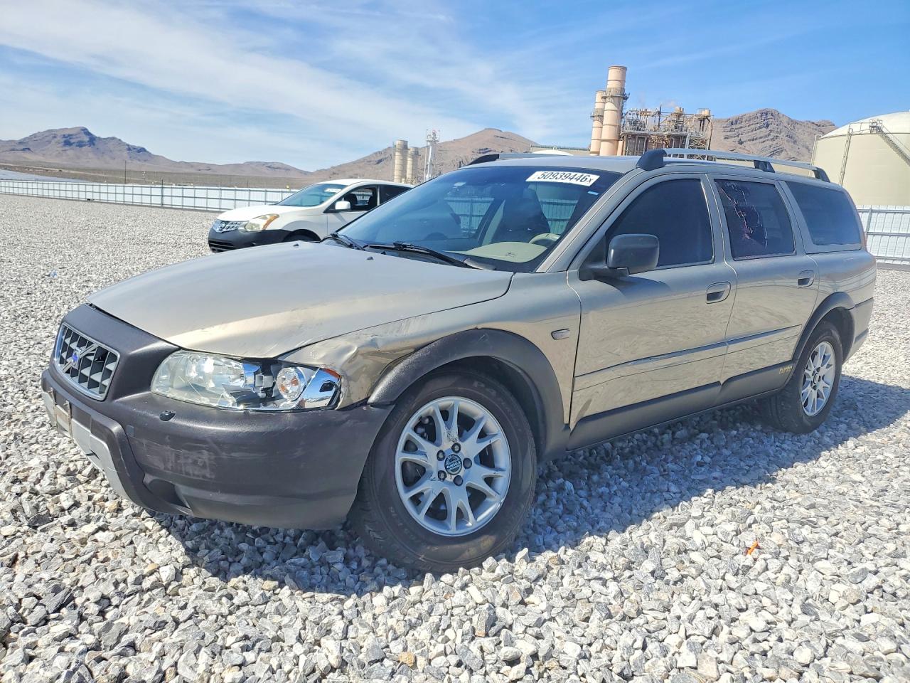 2005 Volvo Xc70 VIN YV1SZ592351177198 photo 1
