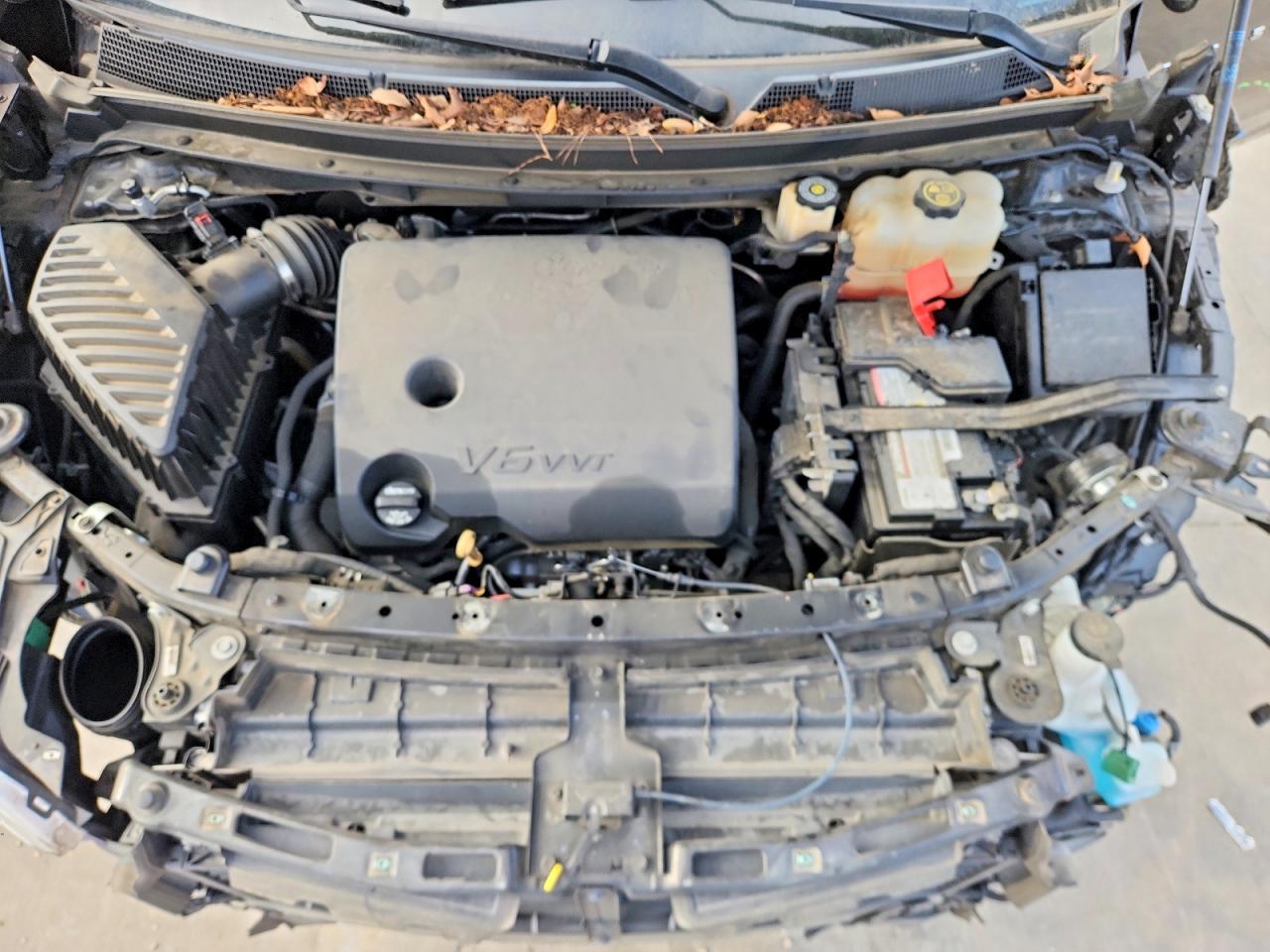 2018 Chevrolet Traverse VIN 1GNEVKKW4JJ109391 photo 12