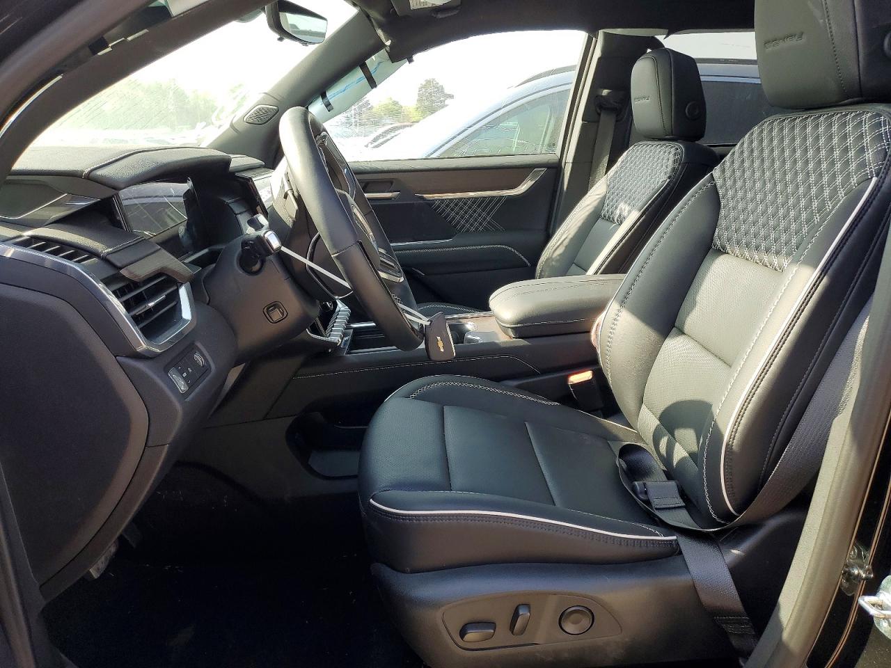 2026 GMC Acadia den VIN 1GKENLKS8TJ190043 photo 7