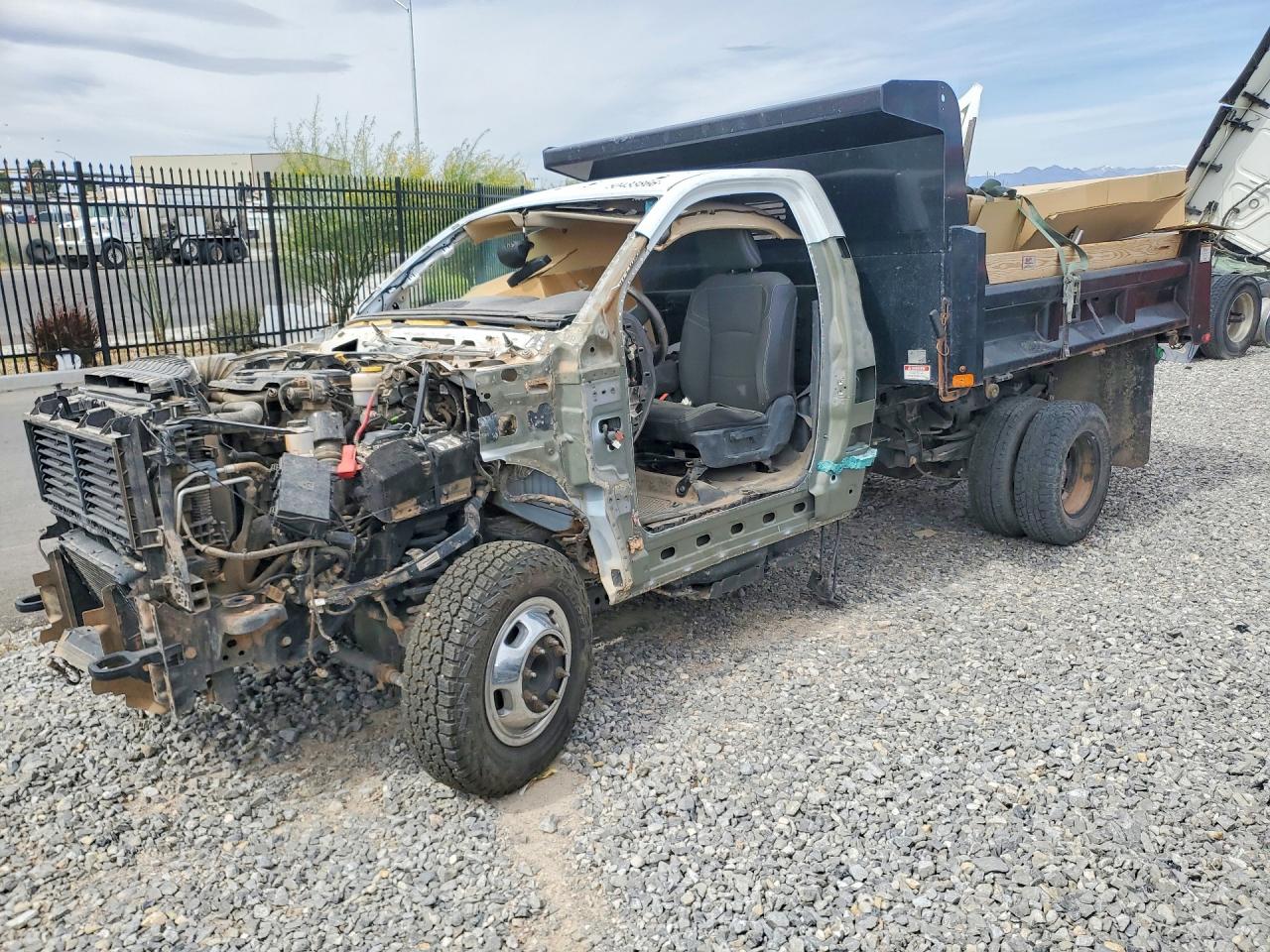 2020 Ram 3500 VIN 3C7WRTAL6LG242983 photo 1