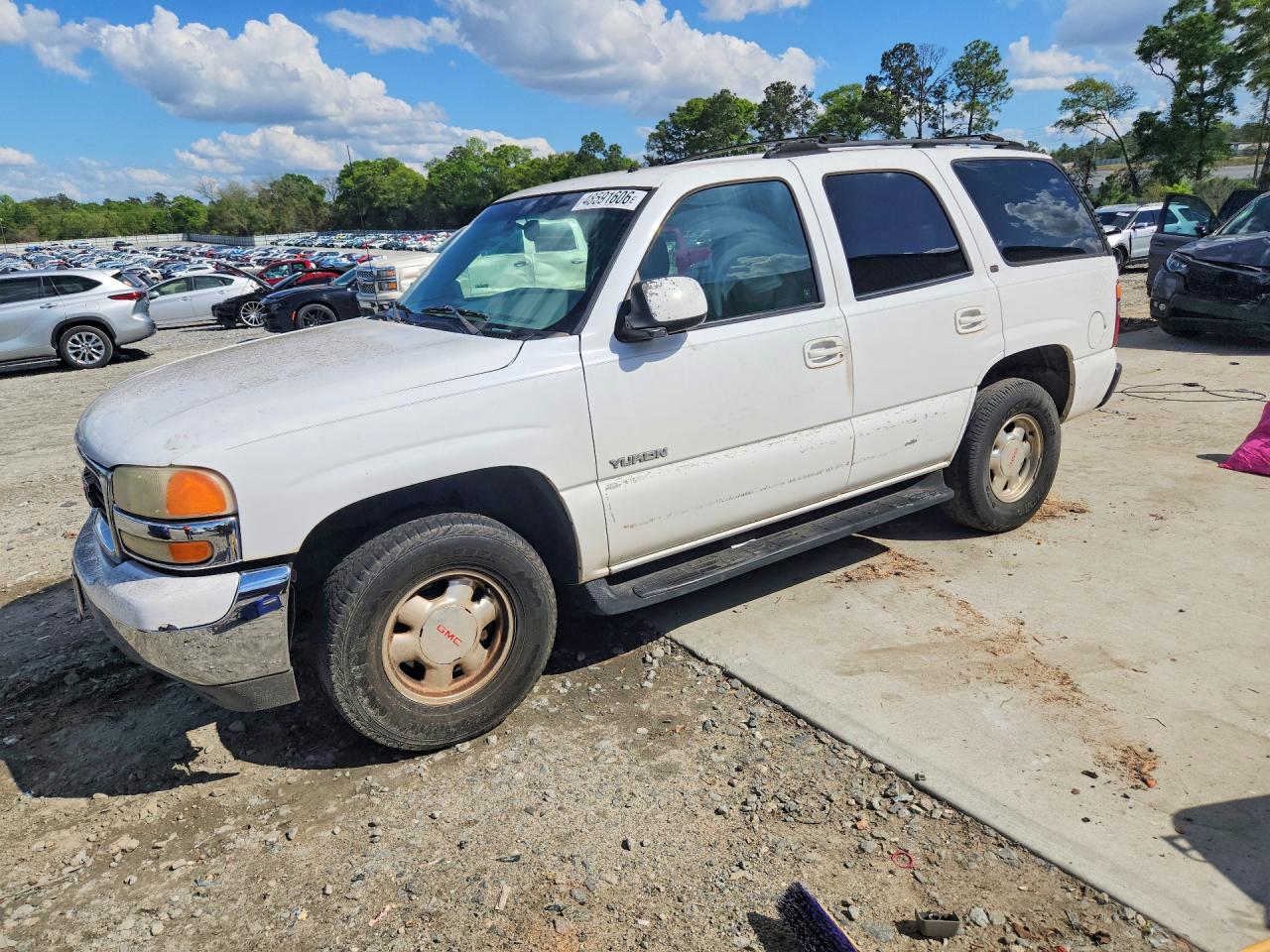 2002 GMC Yukon VIN 1GKEC13Z72R188418 photo 1