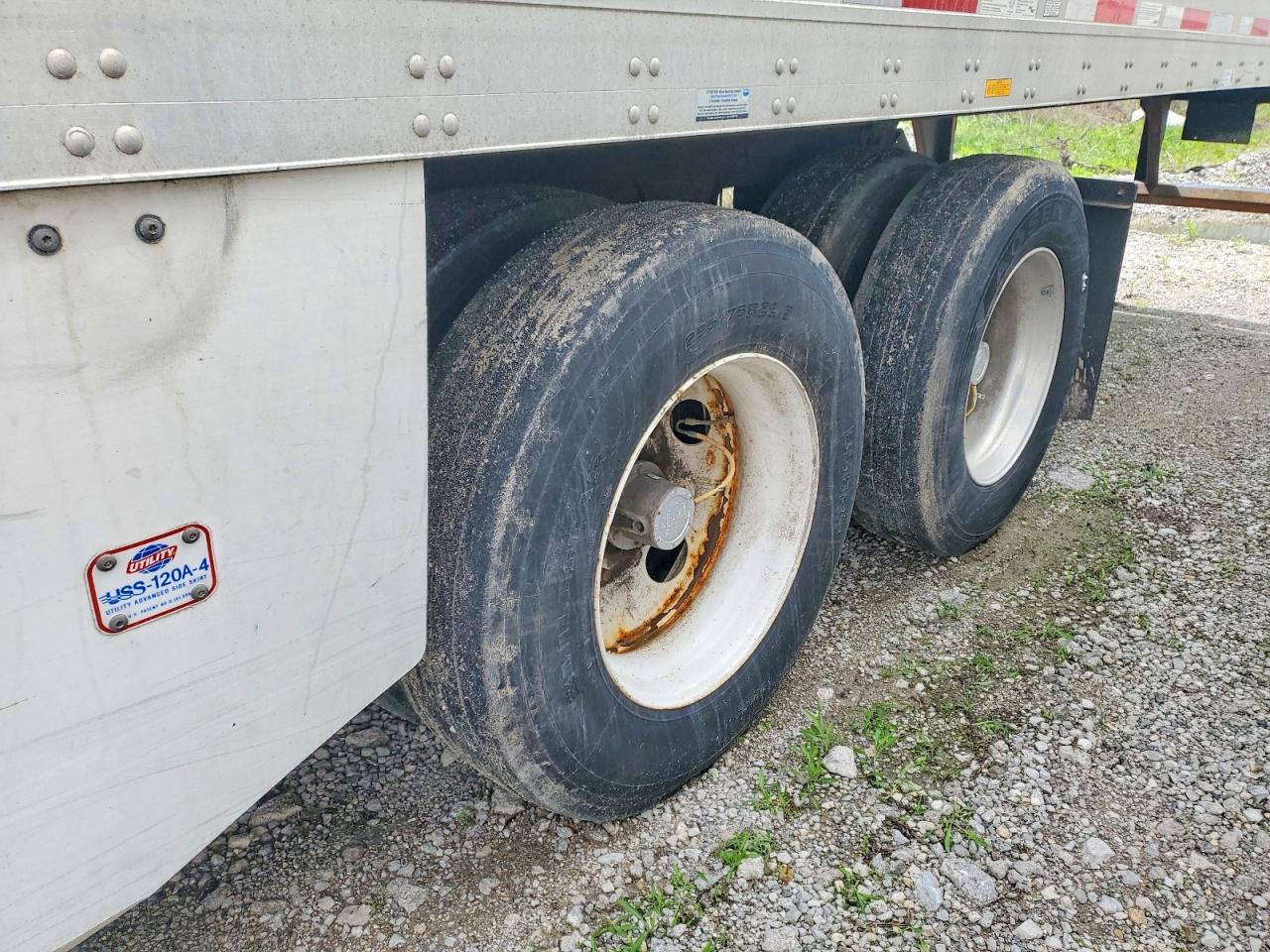 2023 UTILITY Trailbox VIN 1UYVS2531P3821441 photo 8