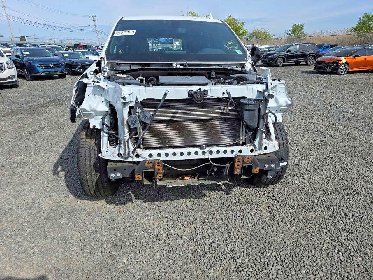 2022 Chevrolet Tahoe VIN 1GNSKLED8NR304848 photo 5