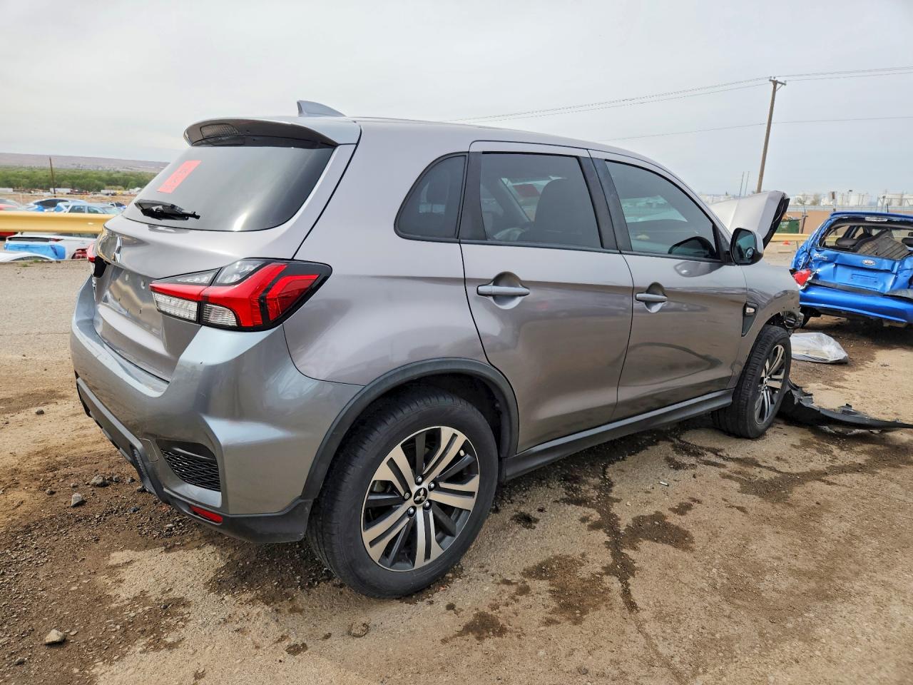 2020 Mitsubishi Outlander VIN JA4AP3AU1LU001832 photo 3