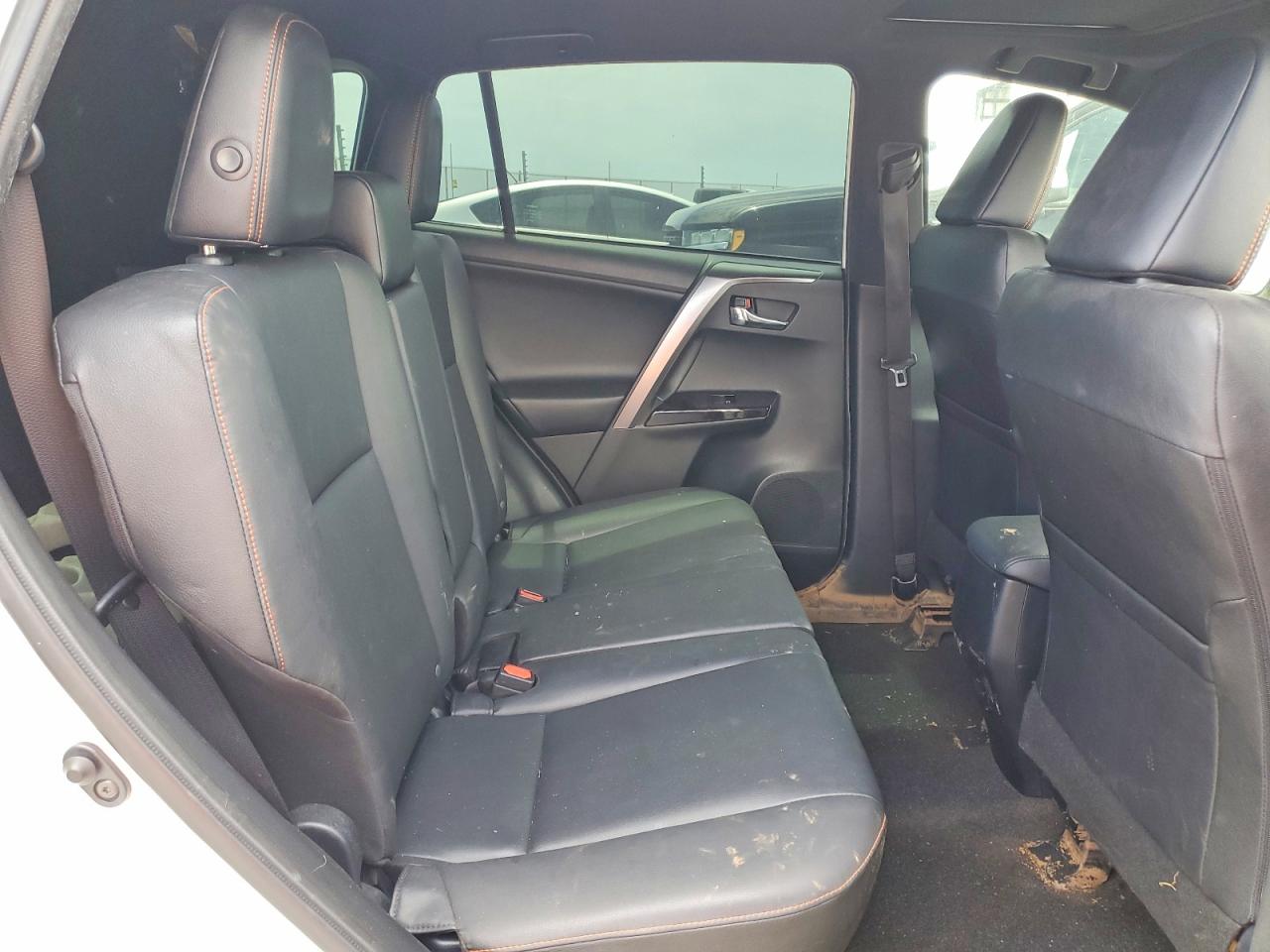 2016 Toyota Rav4 VIN JTMNFREV4GJ071770 photo 11